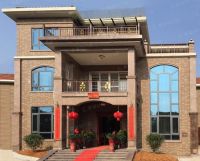 新豪轩门窗实景案例告诉您，为何许多别墅都装∩型大落地窗