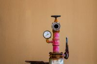 家里即使不用水，水表还在走，听老师傅分析才懂其中猫腻