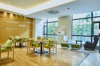 老人说电视边不能放这几样，我没听结果生意亏了几十万！