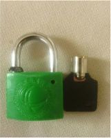 怎么撬锁普通小锁 撬锁要换锁锁芯吗