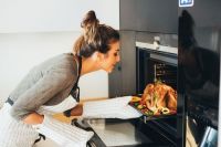 蒸烤一体机存在哪些弊端？不妨来看看华帝这款蒸烤双全的产品