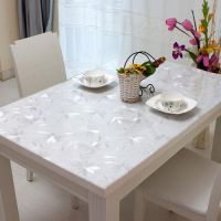 餐桌布一般是什么料的好 餐桌布的色彩选择