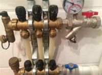 楼道里有2个供暖阀门 暖气阀门坏了该谁管