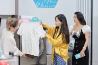 变身蒸汽青年，金靖、刘胜瑛带你体验蒸烫洗黑科技  