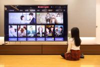 《三十而已》大结局，顾佳不争引议论，想跳进巨屏电视里捶渣男 