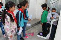 8岁女孩身高体重标准 儿童身高和体重不合格怎么办