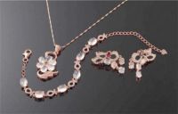 结婚四年是什么婚 结婚纪念日送什么礼物给老婆