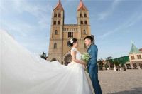 婚纱照哪里拍好看 如何选择拍照好看的影楼