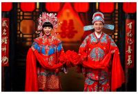 结婚双方父母衣服谁买  结婚父母穿什么衣服好