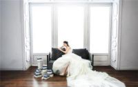 婚纱照4套衣服5000贵吗 拍婚纱照一定要穿高跟鞋吗