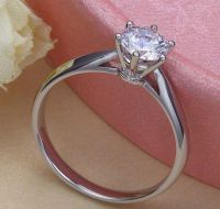平时戴50分钻戒高调吗 婚戒六爪还是四爪钻戒耐看