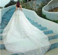 结婚三套衣服的流程 办嫁女酒女方穿什么