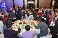 祝福新郎新娘的话四字 结婚回请敬酒说什么