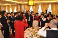 祝福新郎新娘的话四字 结婚回请敬酒说什么