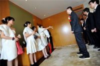 随男方接亲的女孩叫什么 接新娘的女的注意什么