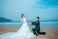 穿军装不能给妻子下跪求婚吗 军人能穿军装拍婚纱照吗