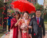 二婚穿什么样的衣服结婚合适 二婚结婚当天的禁忌