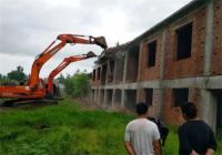占用耕地建房如何处理   农村占用耕地建房怎么处罚