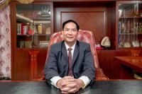 荣耀时刻！帝奥斯系统门窗董事长伍四兵荣膺2021中国家居力量榜“追光领袖”