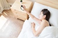 卧室里放上这3样东西，或许给家里招财和好运，有钱人一早就懂